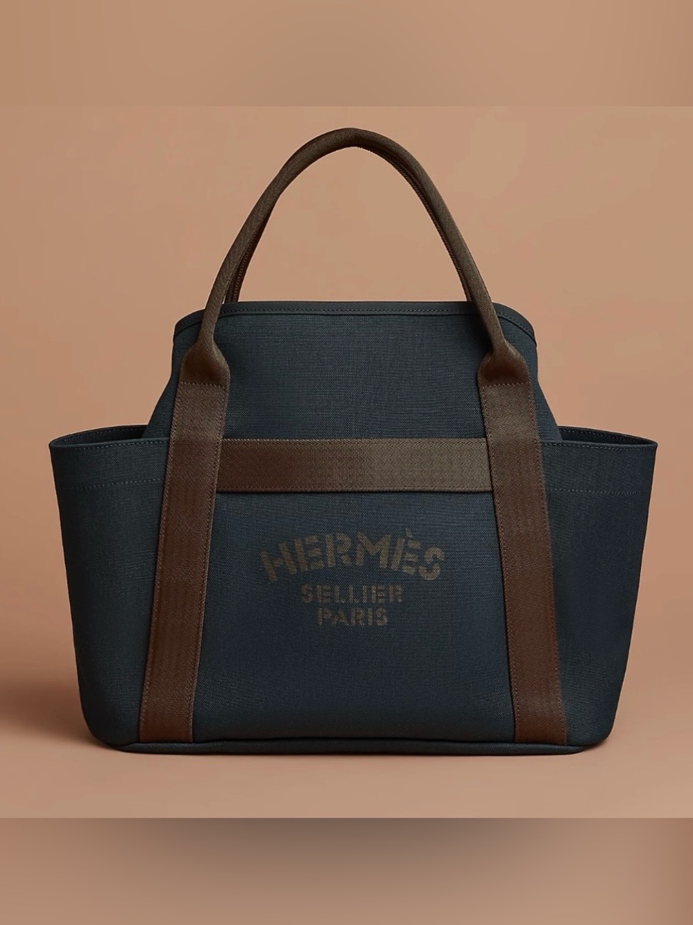 HERMÈS “The Grooming Bag” tote -NWOT